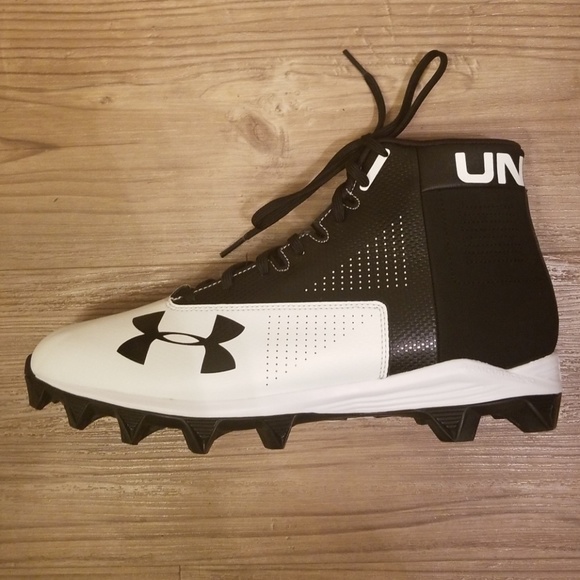 under armour renegade cleats